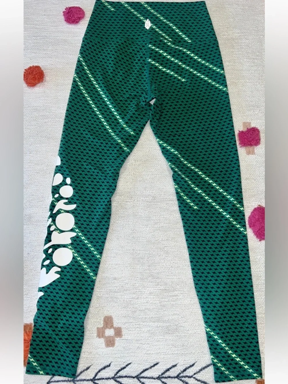NWOT Free People Movement Never Better Logo Leggings XS Green